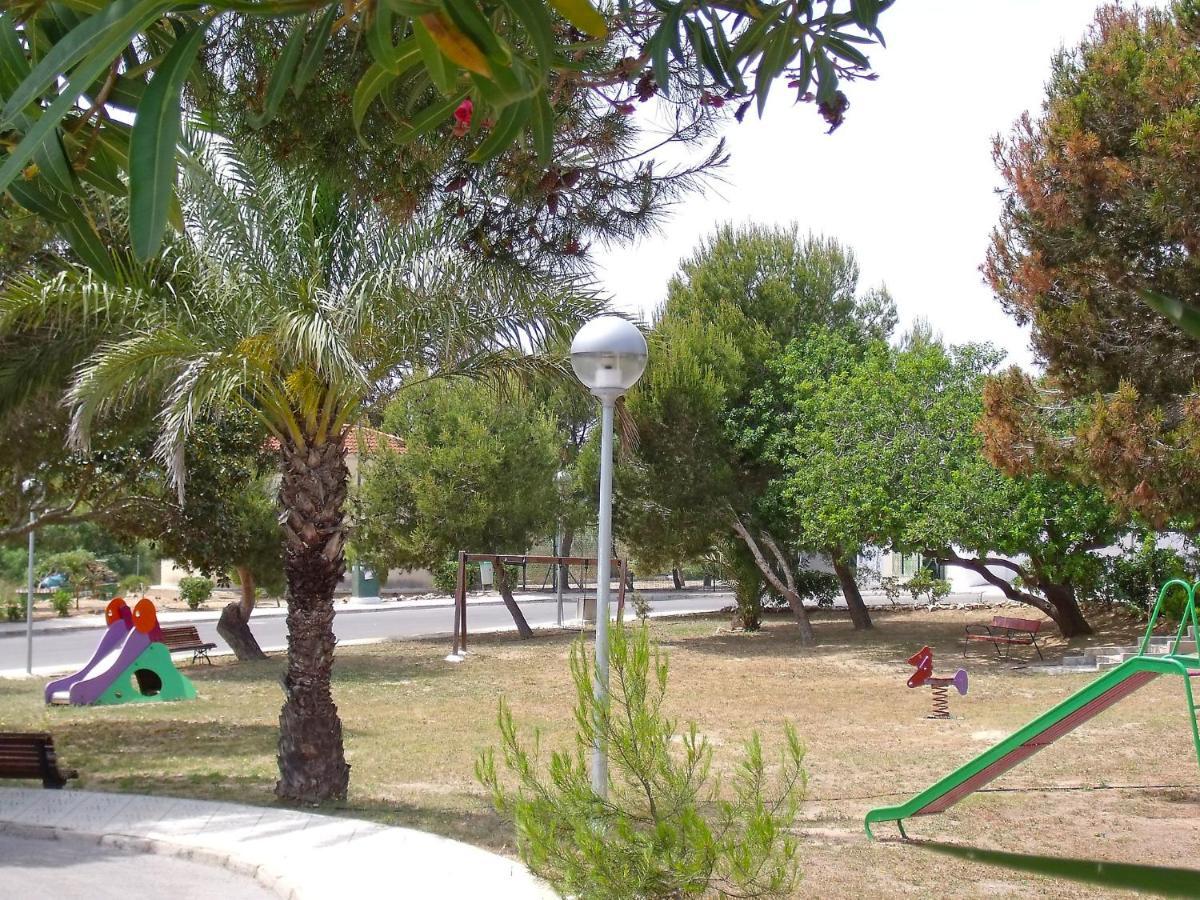 Holiday Home Happy Day By Interhome Guardamar del Segura Eksteriør bilde